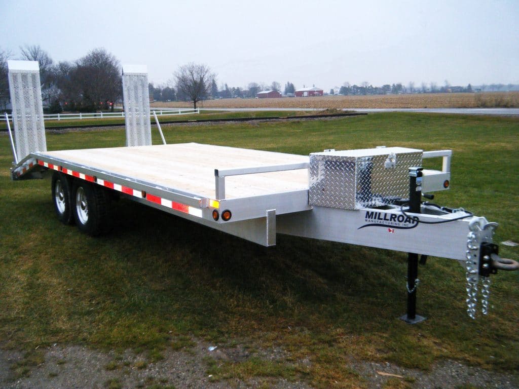 Things To Consider When Buying a Flat Deck Trailer