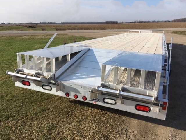 MDO35B-10 W/ TOOL BOX, 3” FLIP OVER RAMPS & REVERSE LIGHTS