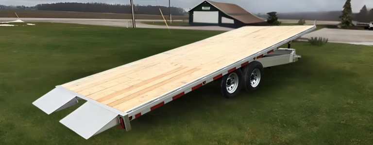 Millroad aluminum deckover tilt trailer with hydraulic lift and wood deck for hauling heavy equipment